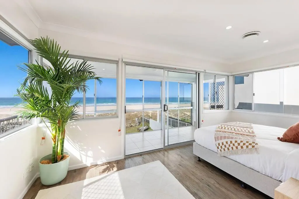 Casa de Férias Seaside Serenity Exclusive Beachfront Escape Gold Coast