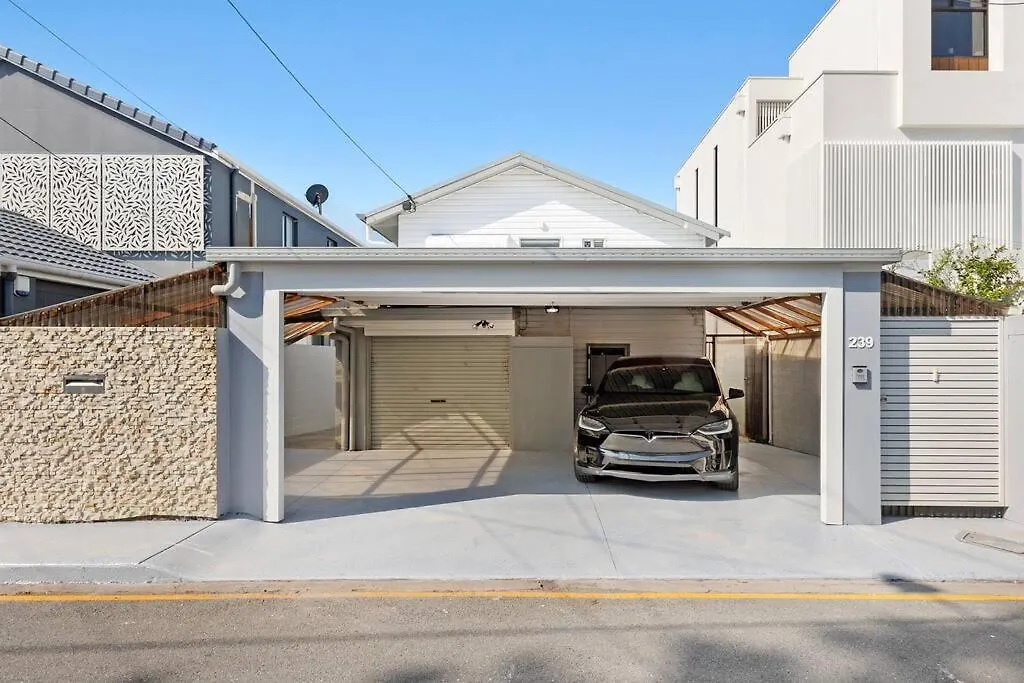 Seaside Serenity Exclusive Beachfront Escape Gold Coast 0*,